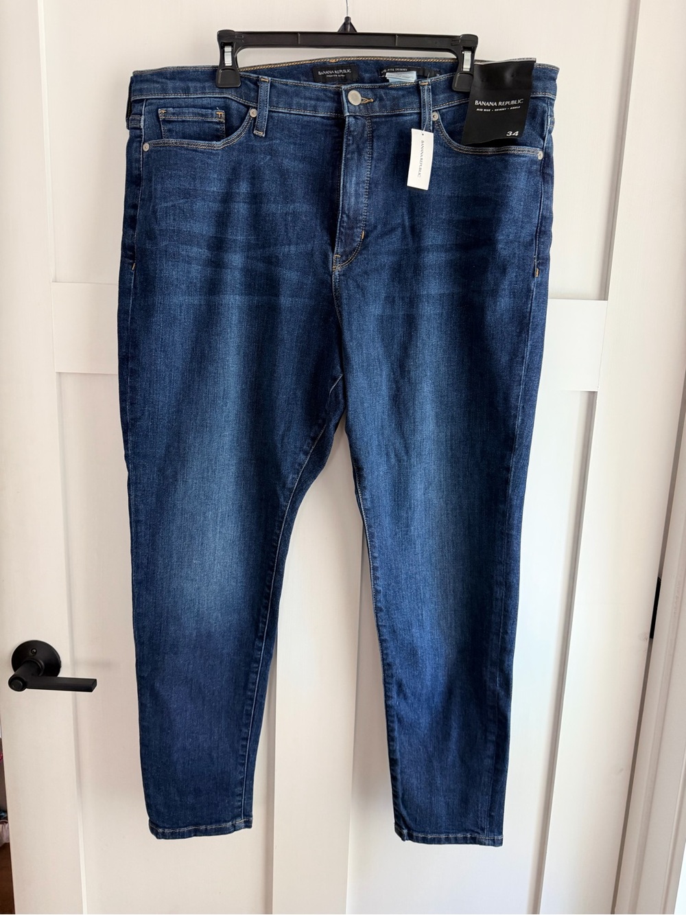Banana Republic women’s Mid Rise Skinny jeans